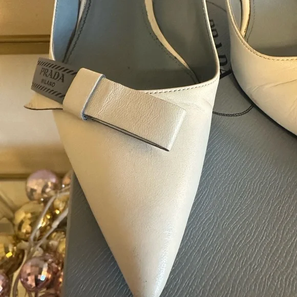 Prada White Slingback Heels with Bow Detail - Picture 5 of 8